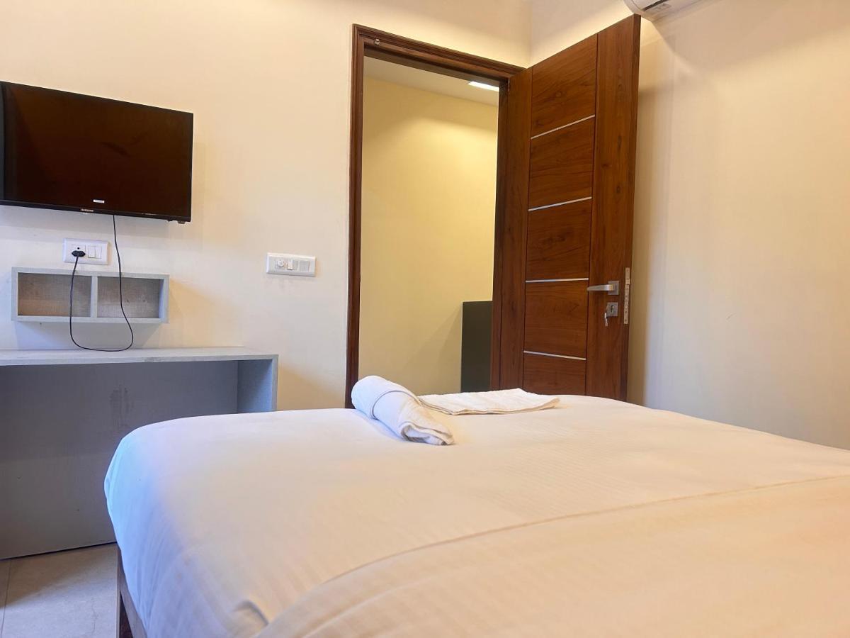 Lime Tree Service Apartment - Medanta Medicity, Гургаон Екстериор снимка