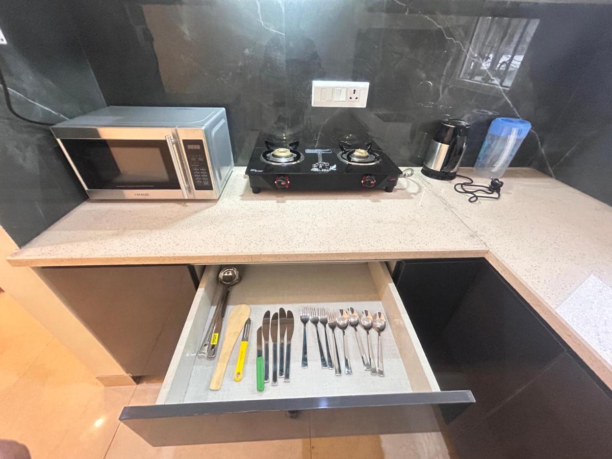 Lime Tree Service Apartment - Medanta Medicity, Гургаон Екстериор снимка